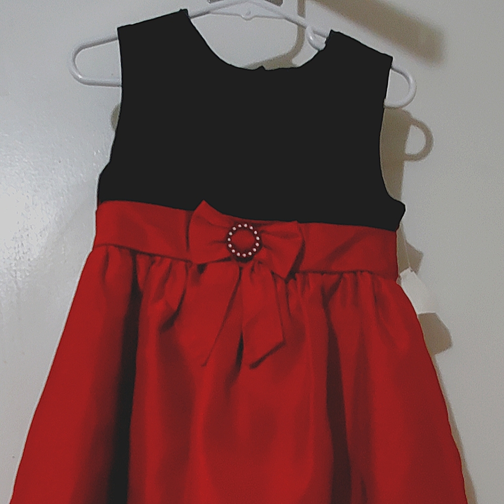 4T perfectly- black velvet sleeveless layred dress